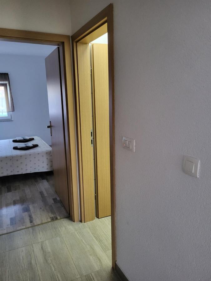 Apartment Mario Pula Exterior foto
