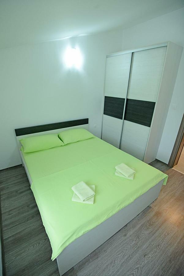 Apartment Mario Pula Exterior foto